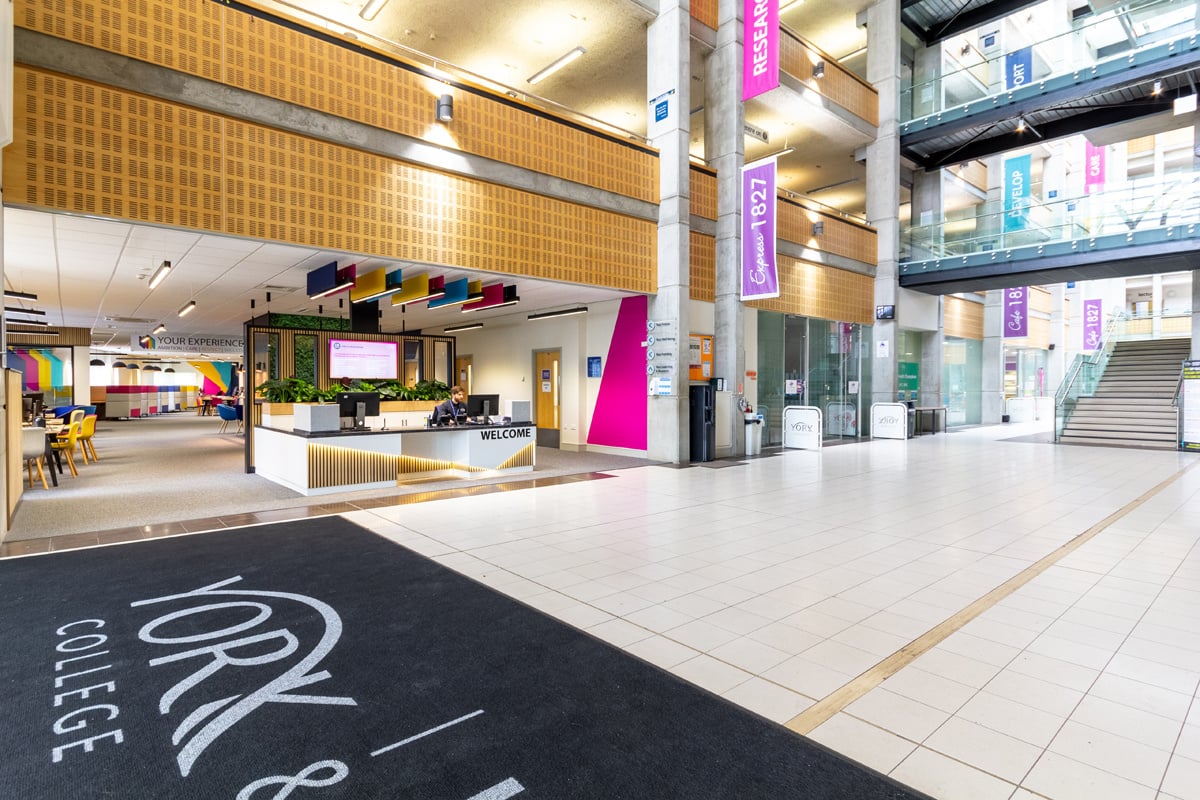 Student-Experience-Hub-Yorks-Colege-York-1